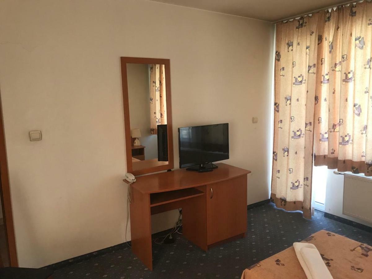 Family Hotel Odessa Севлієво Екстер'єр фото
